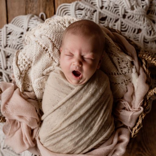 Jedes Kind ist ein Wunder, das die Welt heller macht.